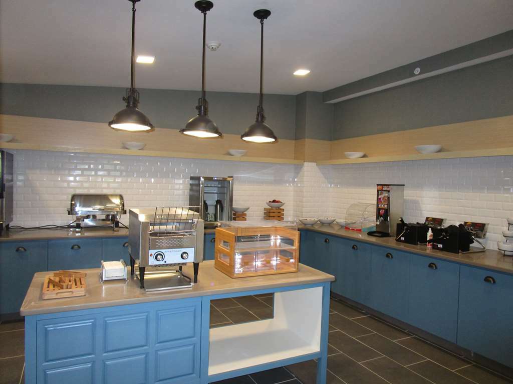 Comfort Inn & Suites Liverpool - Syracuse North Restoran fotoğraf